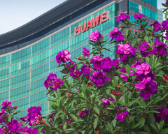 Un gruppo non specificato di brevetti statunitensi di Huawei sarà trasferito a Qualcomm una volta che le autorità di regolamentazione avranno approvato la vendita.
