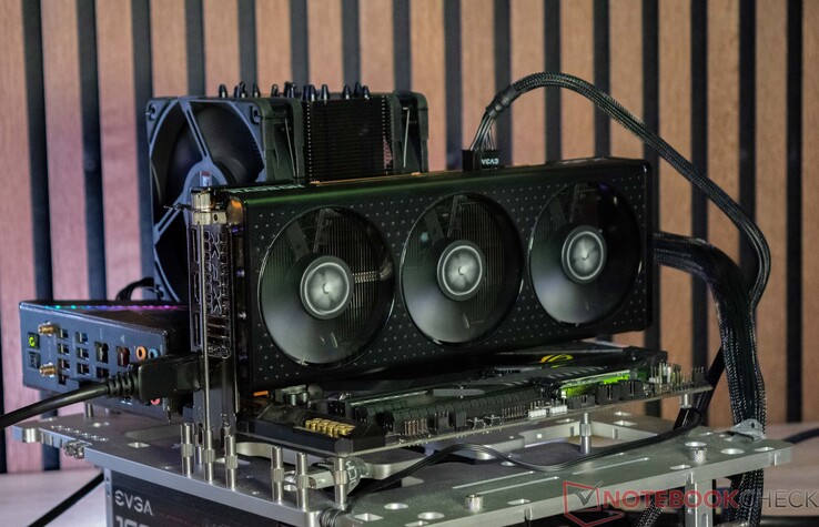 Misurazione del livello di rumore della XFX Speedster QICK 308 Radeon RX 7600 Black Edition