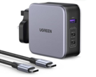 Il caricatore UGreen 140W PD3.1 Nexode è compatto, circa il 22% più piccolo dell'equivalente Apple. (Fonte: UGreen)