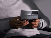 Honor se desidera la versione RSR Porsche Design, il Magic V2 costa oltre il 30% in più. (Fonte: Honor)