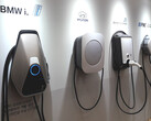 Le auto elettriche e altri dispositivi richiedono batterie sicure e ad alta densità energetica (fonte: HookyungLee via Pixabay)