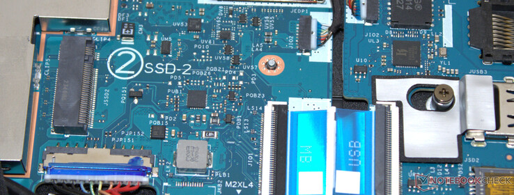 C'è anche uno slot per un secondo SSD.