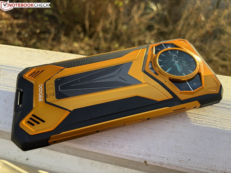 Doogee S200 Ultra nel test. Dispositivo di prova fornito da Doogee.