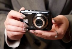 La Kodak PixPro FZ55 è stata la fotocamera più venduta da Map Camera nel 2025. (Fonte: Map Camera)