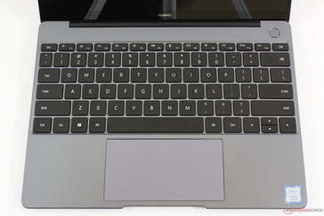 I tasti e il trackpad sono grandi e spaziosi per un subnotebook