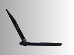 Lato laptop da gioco Ultima 18 di Maingear (fonte immagine: Maingear PR)