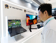 Samsung Display ha presentato un pannello OLED da 16 pollici con risoluzione 2,5K per laptop in grado di funzionare fino a 300 Hz, il primo OLED per laptop a raggiungere tale frequenza di aggiornamento.