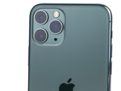 iPhone 11 Pro con tripla fotocamera
