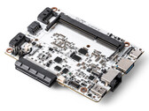 Lo ZimaBlade è disponibile nelle varianti dual-core e quad-core. (Fonte: IceWhale Technology)