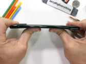 Il Pixel 6 Pro può reggere? (Fonte: YouTube)
