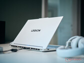 La CPU Arrow Lake-HX e la GPU da 115 W sono una combinazione vincente per massimizzare le prestazioni di gioco (fonte: Notebookcheck)