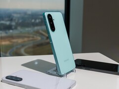 Il Samsung Galaxy A26 5G è disponibile nei colori nero, bianco e verde menta. (Fonte: Daniel Schmidt)