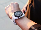 Lo smartwatch Garmin Forerunner 945 LTE (nella foto) sta ricevendo un nuovo aggiornamento. (Fonte: Garmin)
