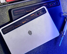 Il tablet da gioco RedMagic di nuova generazione non sarà lanciato insieme alla serie 11S Pro. Nella foto: un'immagine promozionale che mostra i due colori del RedMagic Nova.