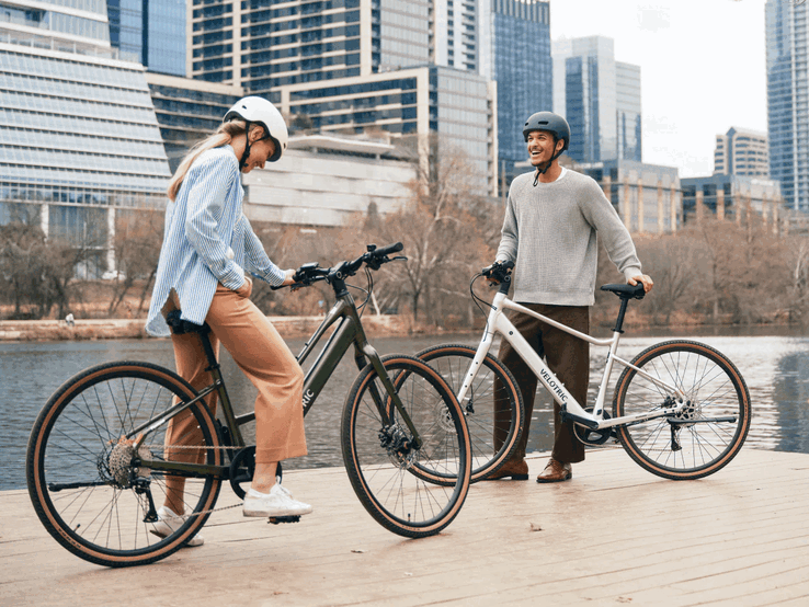 La e-bike Velotric Tempo è disponibile sia con telaio a passo medio che con telaio a passo alto