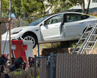 L'incidente della Model 3 illustra bene il crollo della produzione del Q2 di Tesla (immagine: SDFD)