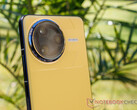 Il Poco F7 Ultra sarà disponibile nei colori nero e giallo (fonte: Notebookcheck)
