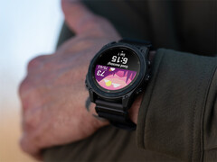 Il Tactix 8, nella foto, è uno dei diversi smartwatch idonei per la versione Beta 15.26. (Fonte: Garmin)