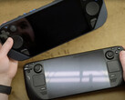 Lo Steam Deck ha fatto molta strada in due anni dal suo prototipo Engineering Sample 34. (Fonte: Bringus Studios)