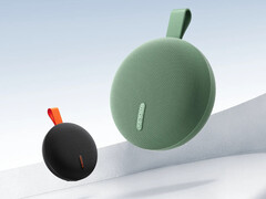 L'altoparlante Bluetooth Xiaomi Essential nei due colori di lancio.
