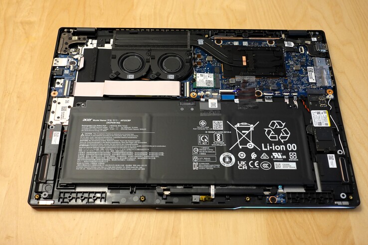 Manutenzione di Acer Swift 16 AI