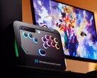 HyperX Clutch Tachi è un controller arcade per Xbox che dovrebbe essere annunciato al CES 2026. (Fonte: WindowsLatest)