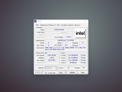 La CPU Intel Bartlett Lake Core 9 273PQE nella foto con CPU-Z su una scheda madre ASUS Z790