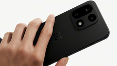 Il OnePlus 15. (Fonte: OnePlus, a cura)