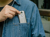 Il Jelly 2E ha un display da 3 pollici e una batteria da 2.000 mAh. (Fonte: Unihertz)