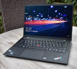Recensione: Il Lenovo ThinkPad X1 Carbon Gen 10 30° Anniversario
