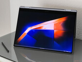 Samsung Galaxy Book4 Pro 360 - Un 2-in-1 estremamente sottile con Core Ultra 5 e AMOLED da 120 Hz