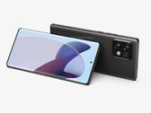 Con il Moto X40, Motorola cambierà il linguaggio di design che ha utilizzato in tutta la sua gamma di smartphone (fonte: @OnLeaks &amp; MySmartPrice)