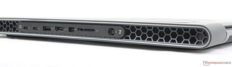 Posteriore: 2x USB-C 3.2 Gen. 2 con DisplayPort + Power Delivery, USB-A 3.2 Gen. 1, HDMI 2.1, Mini-DisplayPort 1.4, lettore SD, adattatore AC