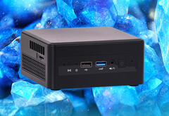 SimplyNUC offre il potente Ryzen 9 7940HS in un piccolo chassis. (Fonte: SimplyNUC)