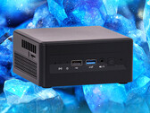 SimplyNUC offre il potente Ryzen 9 7940HS in un piccolo chassis. (Fonte: SimplyNUC)