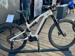 La e-bike 2024 Decathlon Rockrider E-FEEL 700S è il modello più economico della nuova gamma. (Fonte: Rockrider)