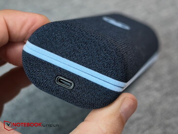... e USB-C all'esterno