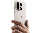 OnePlus 15 dispone di un triplo sistema di fotocamere da 50 MP sul retro e di uno shooter da 32 MP sul davanti. (Fonte immagine: OnePlus)
