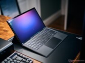 L'Asus ROG Flow Z13 è un portatile affidabile sotto molti aspetti, ma non merita un punteggio di 10/10 in termini di riparabilità.