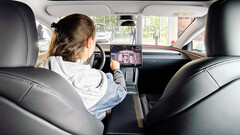 Le Tesla ridurranno automaticamente il rumore della ventola dell'aria condizionata durante le telefonate