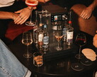 Persone sedute attorno all’Ori Mix