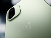 Il lancio di OnePlus 15T è previsto per marzo in Cina. Immagine: una foto promozionale del 15R.