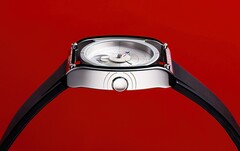 Il Wena 3 Ultraman Edition è uno smartwatch combinato con un orologio da polso. (Fonte: Sony)