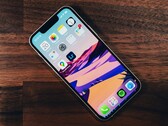 Secondo quanto riferito, l'iPhone SE di quarta generazione adotterà il design dell'iPhone 14. (Fonte: Karol Smoczynski)