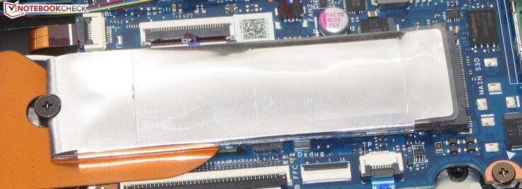 Un'unità SSD PCIe 3 funge da unità di sistema.