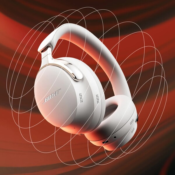 Le Bose QuietComfort Ultra di seconda generazione hanno una nuova modalità cinema. (Fonte: Bose)