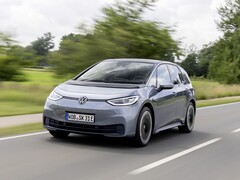 La Volkswagen ID.3 ha registrato una durata della batteria migliore del previsto in un test di resistenza eseguito dall&#039;ADAC. (Fonte: Volkswagen)