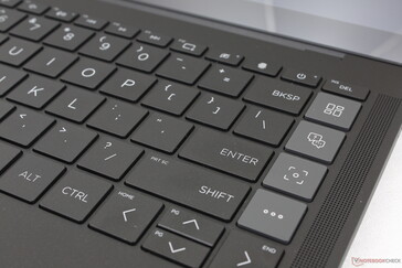 I tasti speciali MyHP sono di colore più chiaro rispetto al resto della tastiera. Si noti il tasto dedicato alle impronte digitali al posto del tasto combinato di accensione e impronte digitali