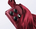 Il Motorola Edge 70 Pro+ sarà disponibile in tre colori, tra cui il rosso.