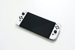 Nintendo ha confermato che per quest'anno fiscale non uscirà nessuna nuova console Switch. (Fonte: Jeremy Bezanger su Unsplash)
